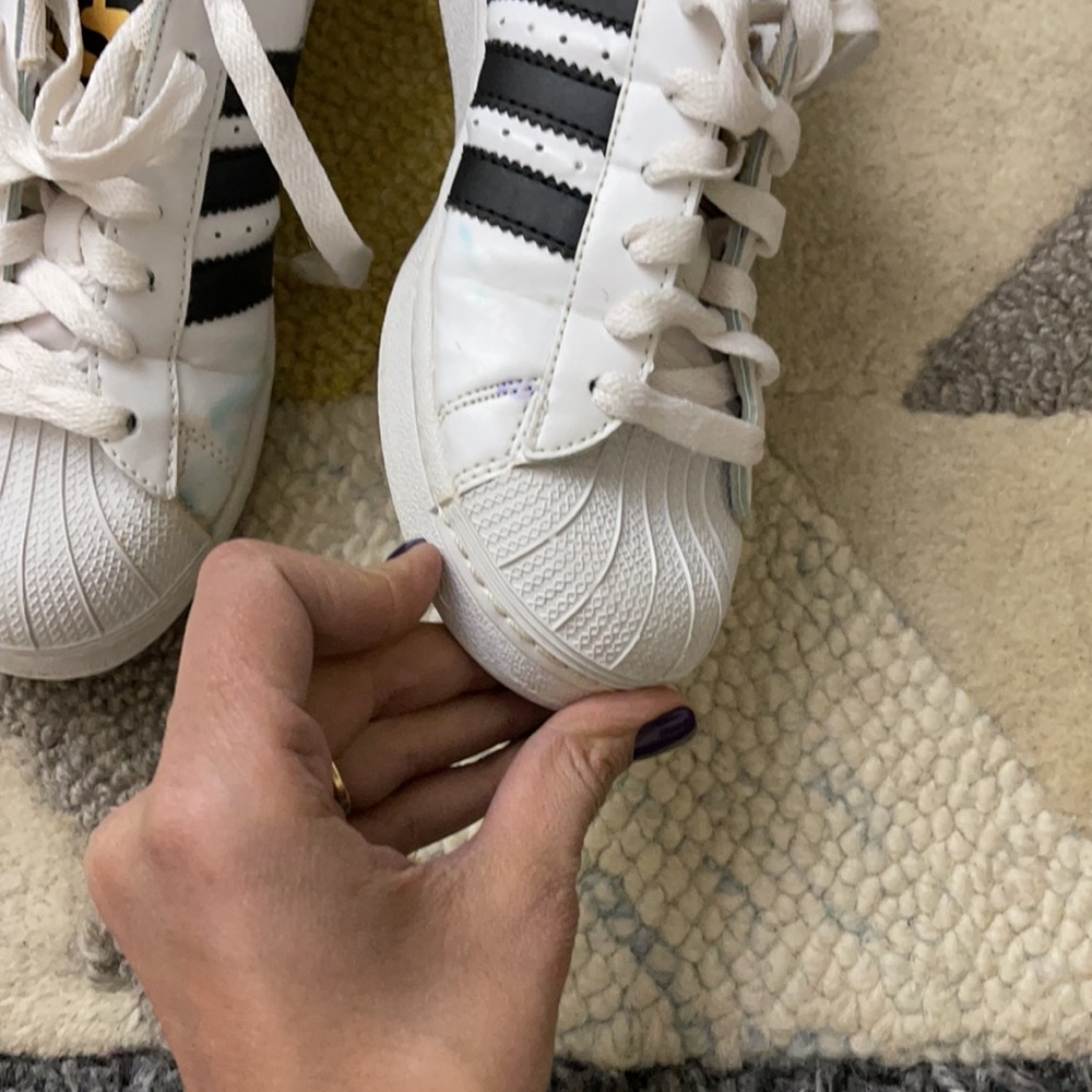 Sneakers - Picture 5 of 6